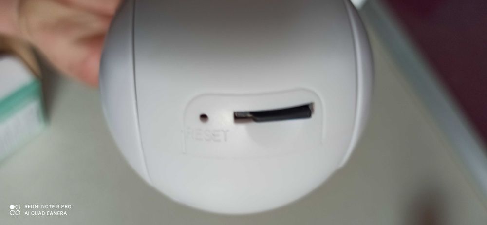 Продавам камера 1бр.+1бр.Micro sd card