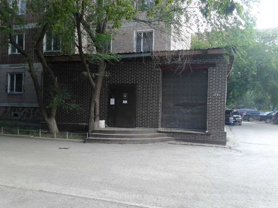 Коммерческое помещение в Степном-2.  Дешево!