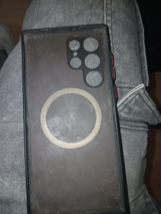 Vând husă samsung s25 ultra
