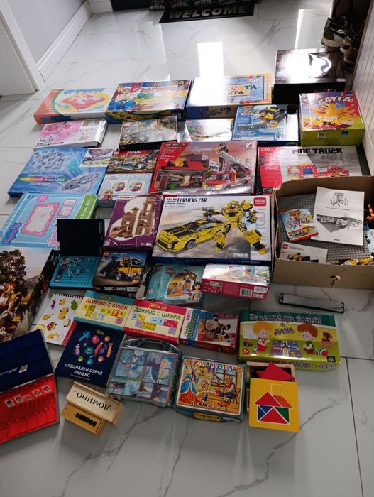 Настолни игри и пъзели за цялото семейство