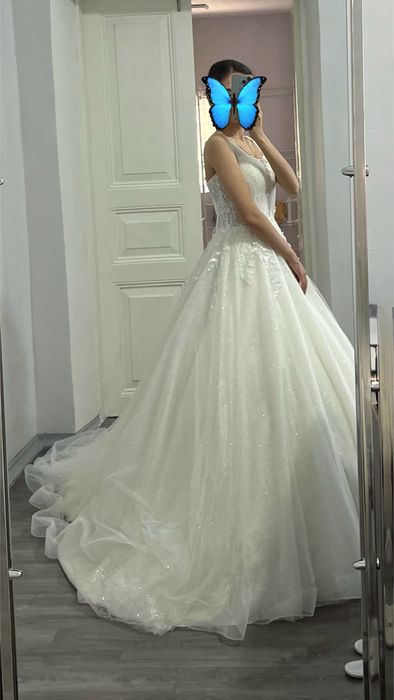 Продается Свадебное платье. Надето один раз!