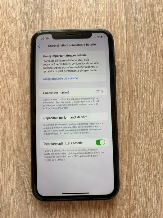 Vand Iphone 11, pret negociabil