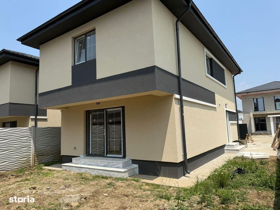 Casă individuală de vânzare – 4 camere, 120 mp, teren 250 mp