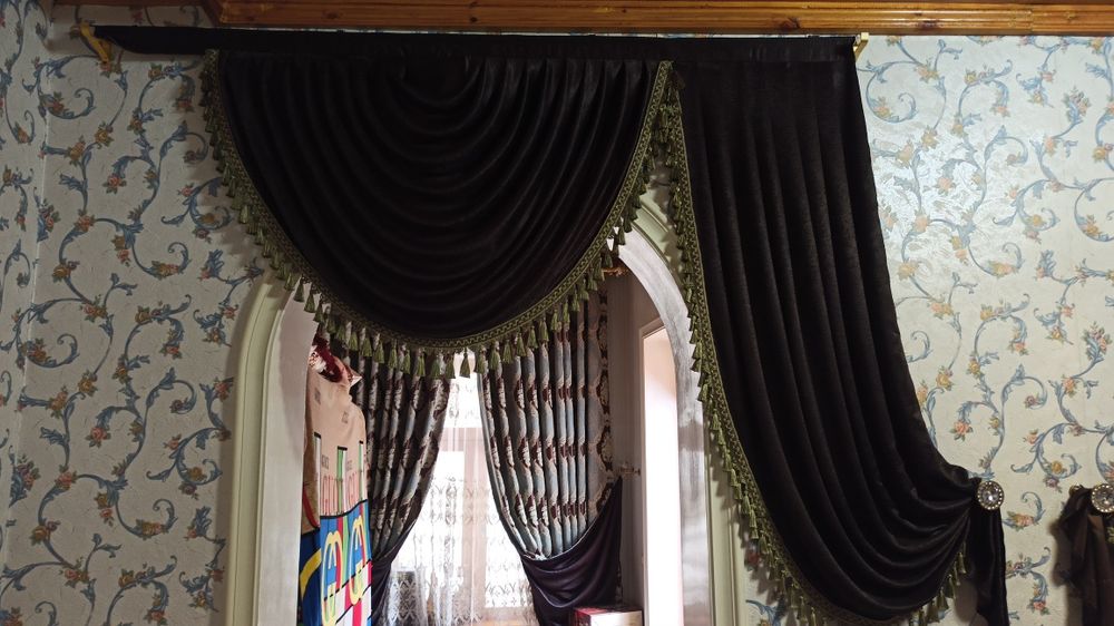 Продаётся 2 шторы новый