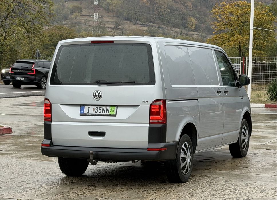 VOLKSWAGEN Transporter 2018 — imagine 4