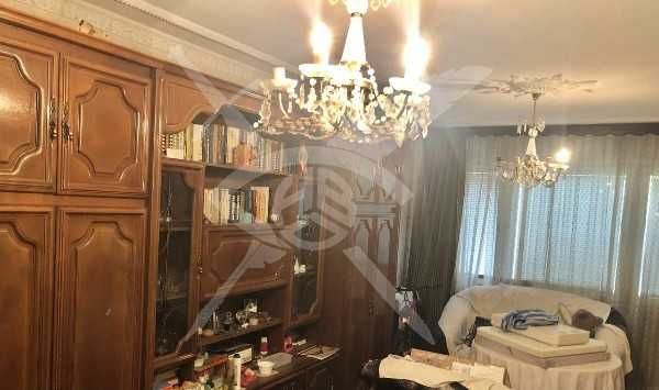 Продава се Тристаен апартамент в Бургас, Възраждане - 92 кв.м за 998 €/кв.м - Снимка #1