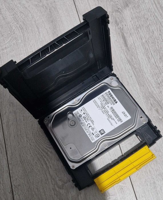 Hdd  toshiba 3.5inch 1tb