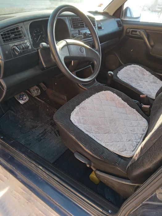 Продам автомобиль VOLKSWAGEN GOLF
