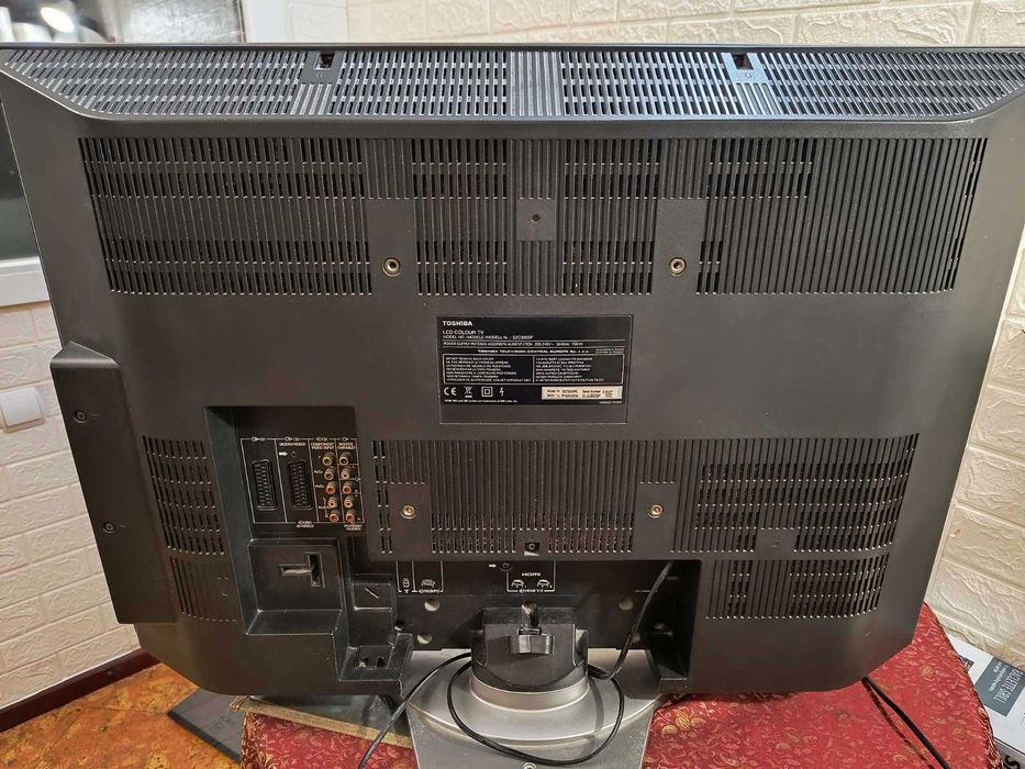 Телевизор  32" Тошиба