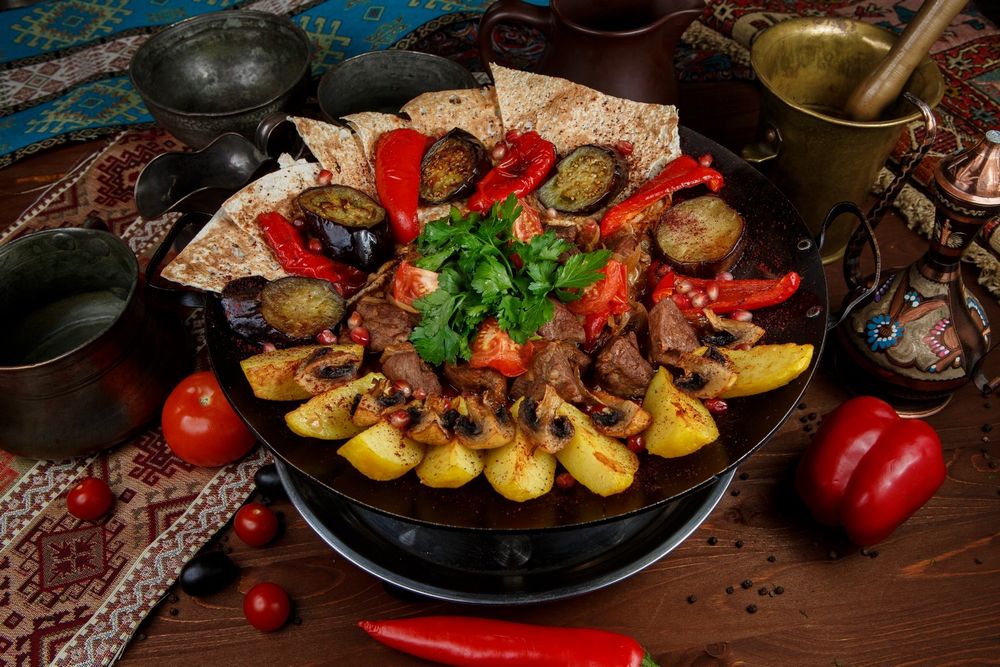 Доставка блюд в Казанах