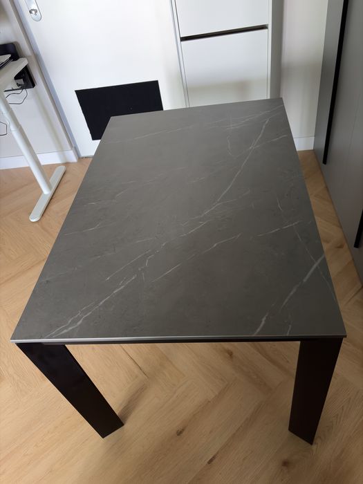 Masă Sufragerie Lux Home24 - Ceramica Sinterizată (Rezistentă Căldură/Zgârieturi) - Stare Impecabilă