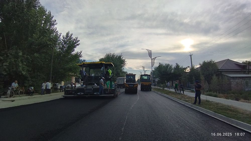 Asfalt.Водий буйлаб асфальт босиш