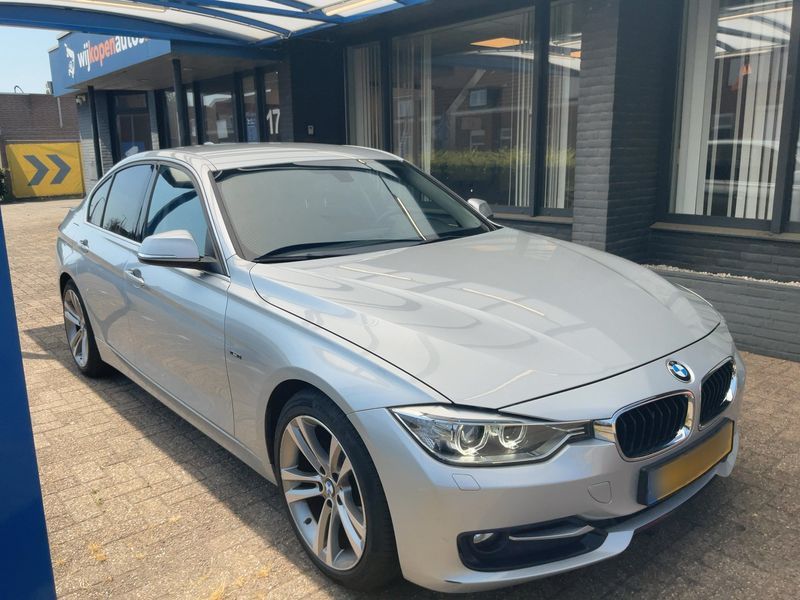 BMW 3er 320d EfficientDynamics Edition 2015