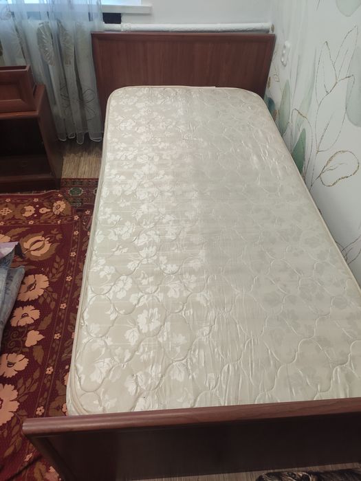 Кровать односпальная