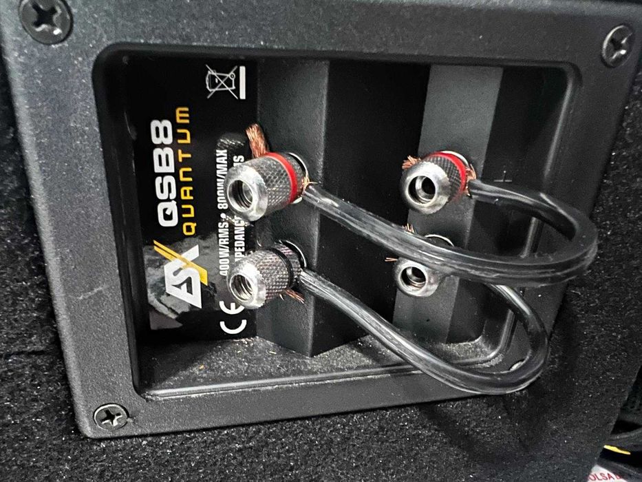 Amplificator VIBE si Subwoofer Auto ESX GSB8