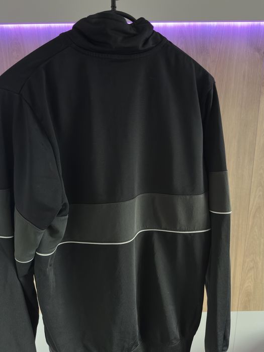 Nike спортно яке с цип черно размер M