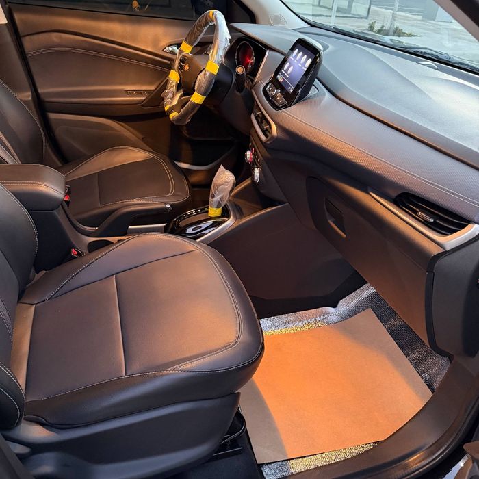 Tracker 2 2023 Premier Full Qora GBO DTP bo'lmagan Ideal Boshiga 700$!