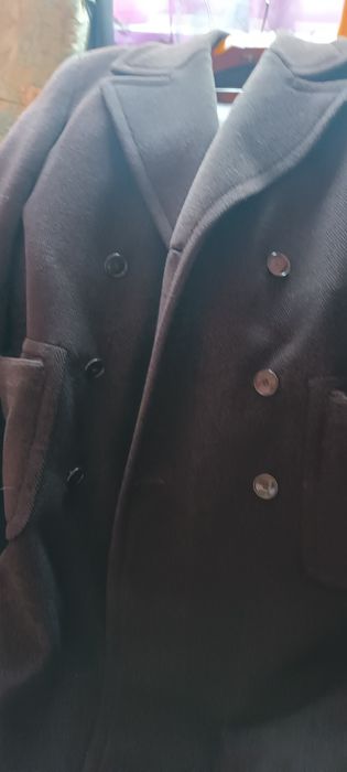 Paltoane din stofa ff vechi mărimea 52 ca noi păstrate perfect 2 buc.