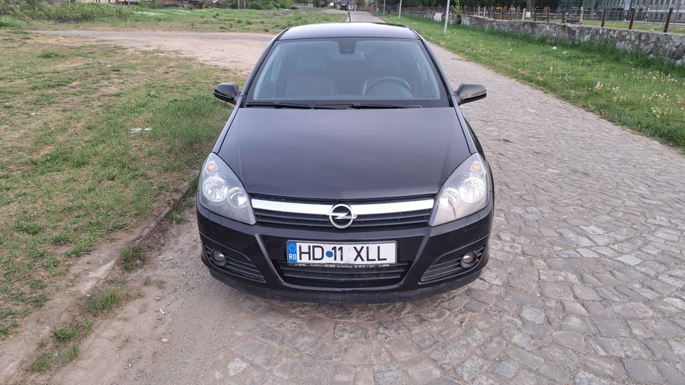 Opel astra h 1.6 benzina
