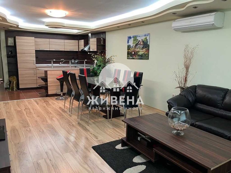 Продава се Тристаен апартамент в Варна, Базар Левски - 100 кв.м за 2970 €/кв.м - Снимка #1