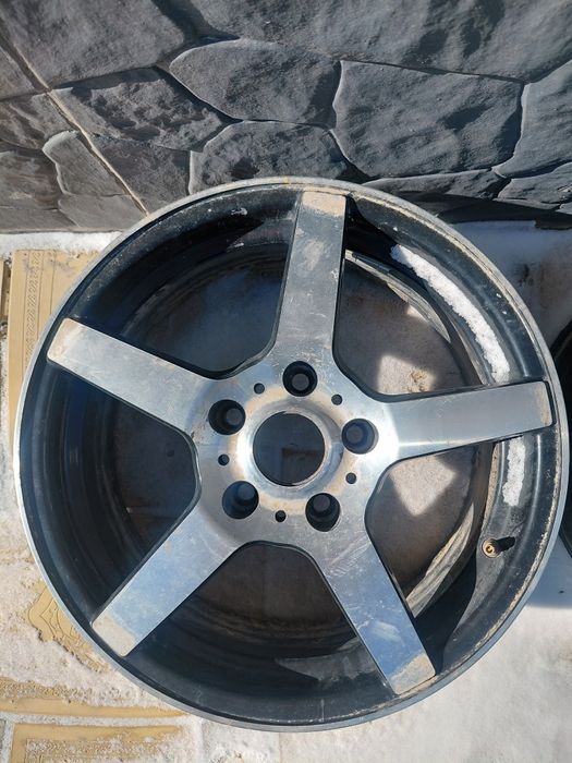 Продам литые диски r16