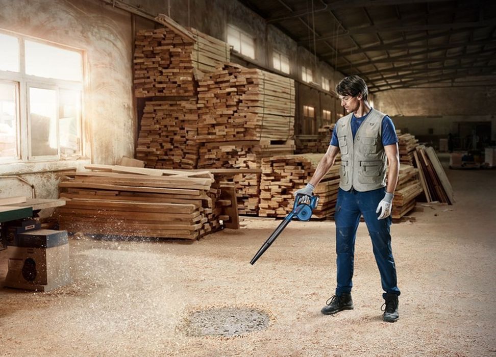 Воздуходувка аккумуляторная BOSCH GBL 18 V-120