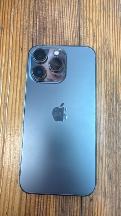 IPhone 13про 128ГБ