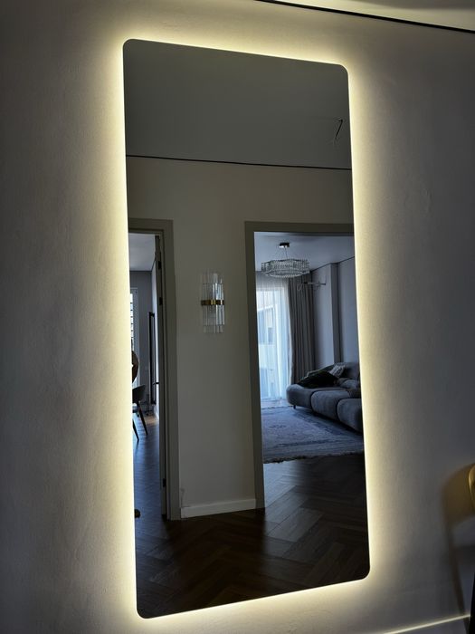 Зеркало новое. 230 на 100см с подсветкой