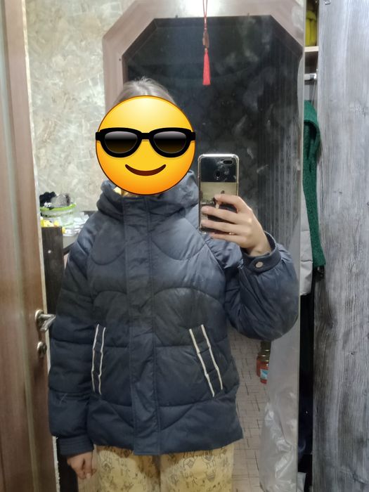 Продам осенние куртки