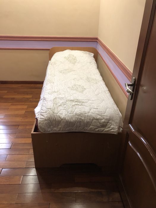 Кровать диван продам 6500тг