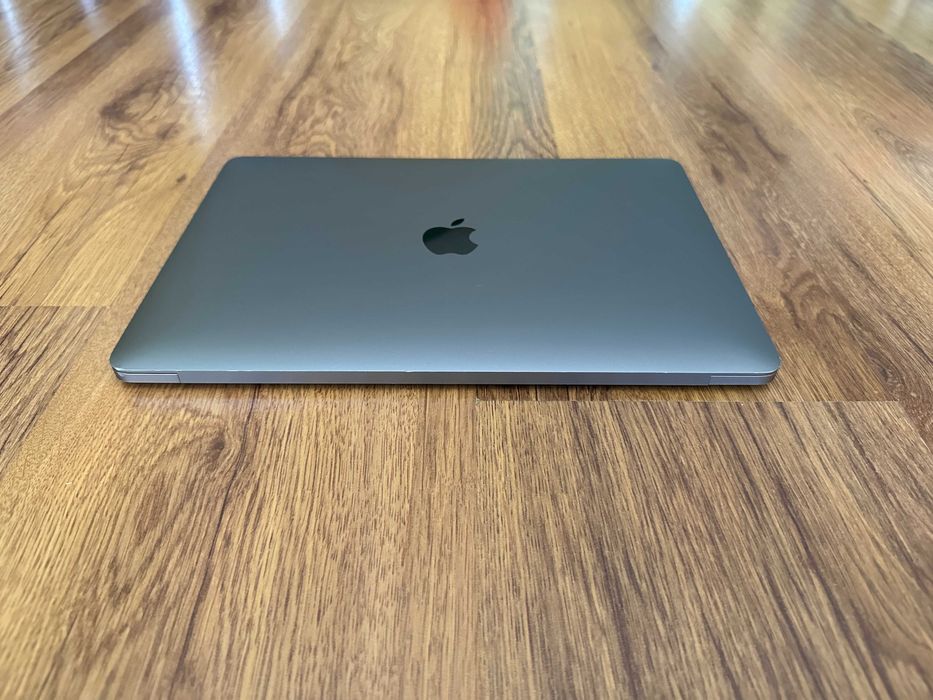 13.3' CTO Core i7 3.3GHz Apple MacBook Pro Late 2016 TouchBar 16GB RAM/512GB SSD/Бат 6ч