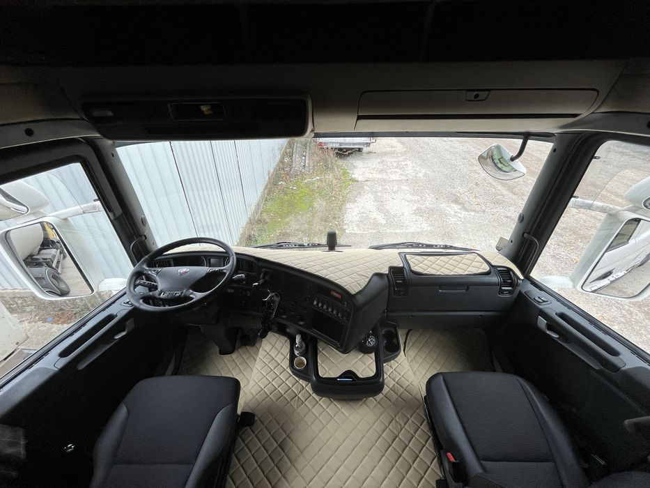 Cap tractor Scania R490