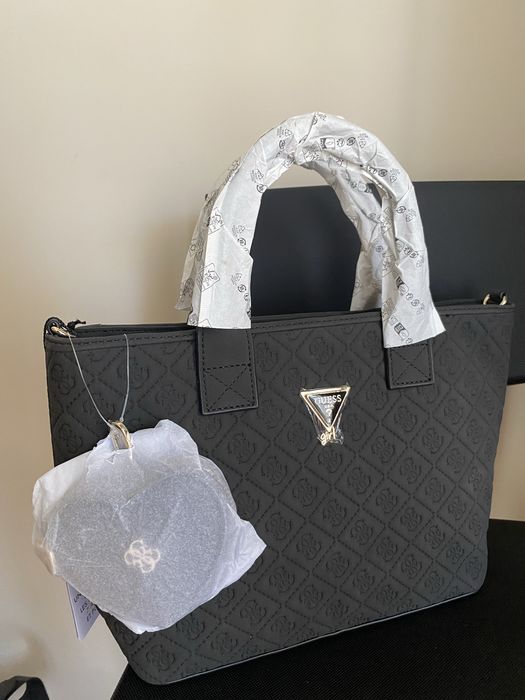 Матова чанта Guess + портмоне
