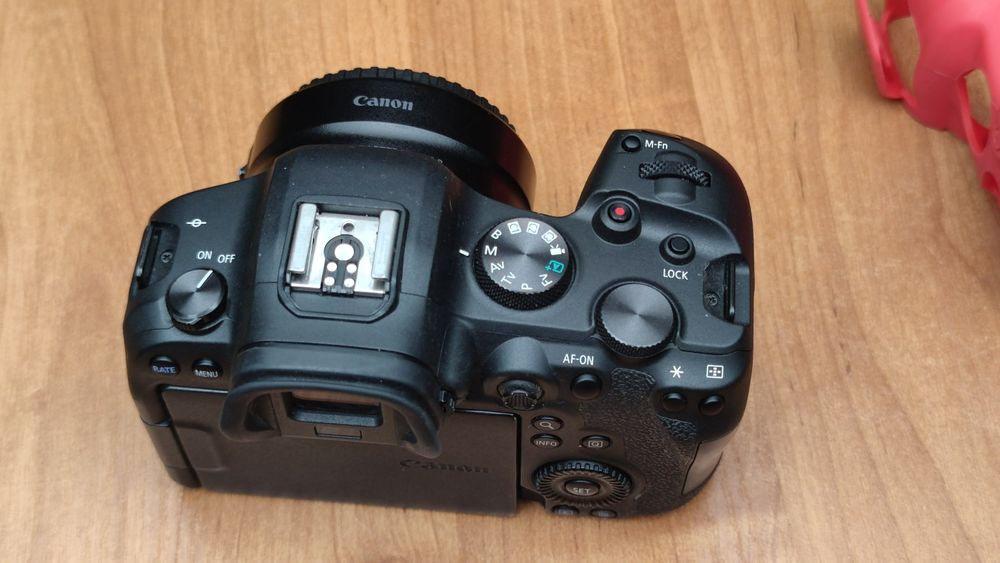 Canon EOS R6 + Canon ADAPTER  RF-EF