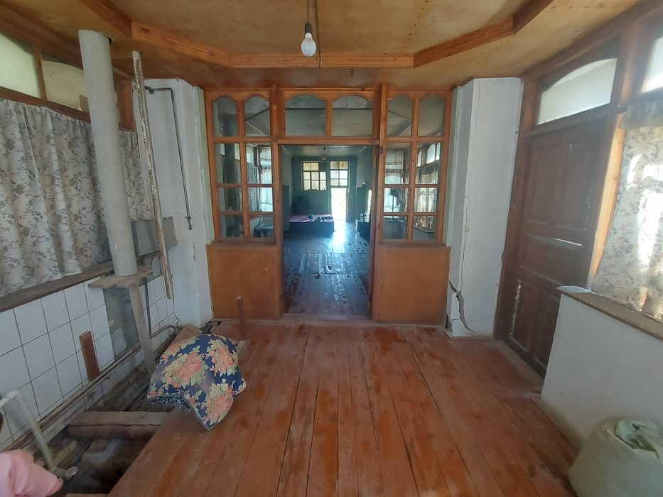 Yangiariq, Avaz O'tar Katta bog' qishlig'ida 16 sotix hovli joy sotila