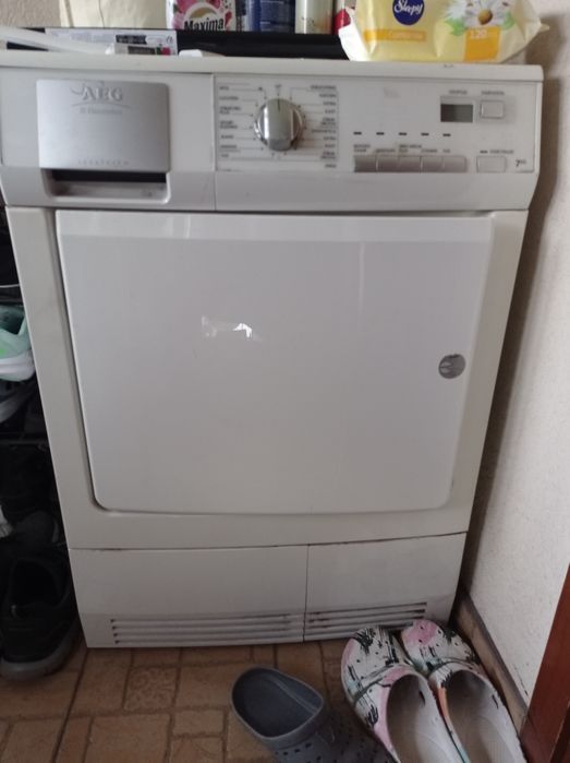 Сушилня AEG с термопомпа