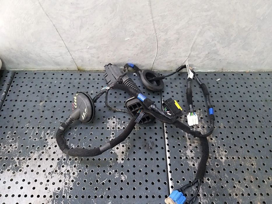 Cablaj instalatie electrica usa dreapta fata kia ceed 2 jd 91610a2060