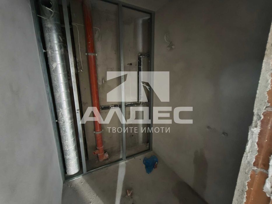 Продава се Двустаен апартамент в София, Банишора - 107 кв.м за 1278 €/кв.м - Снимка #12