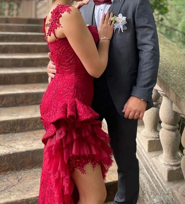 Рокля - официална