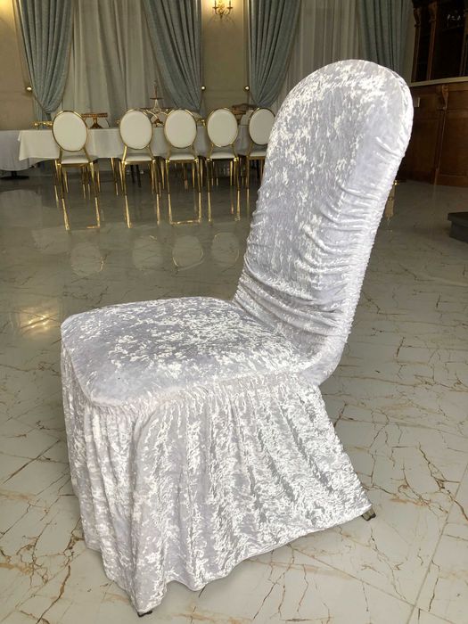 Продаются чехлы для банкетных стульев.
