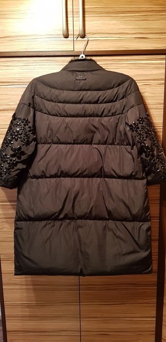 Продам зимний пуховик