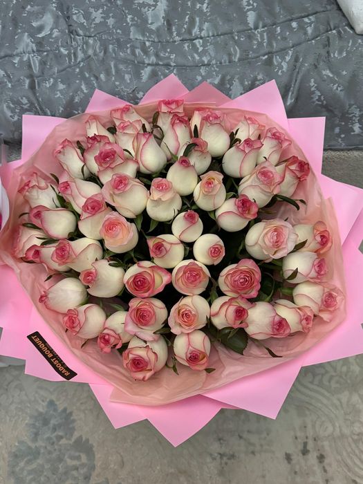 Цветы 51 штук.