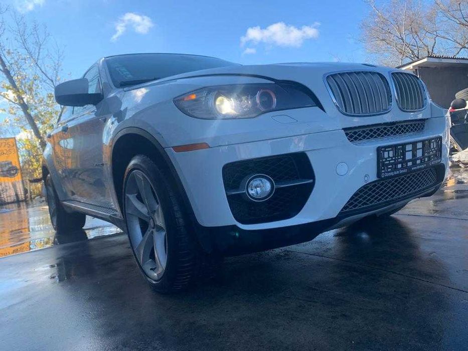 Dezmembrez bmw x6 e71 4.4 benzina/far x6/bara x6/capota x6/haion x6