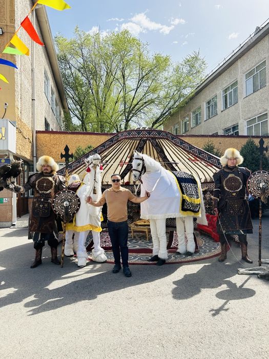 Наурыз мейрамына! Ат пен түйе. Батырлар