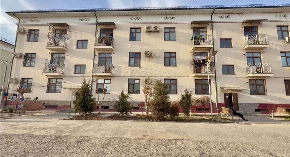 Termiz sh, Begoyim, 3 etaj 46 mkv. yangi dom