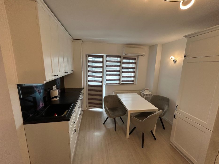 Apartament 2 dormitoare/ zona Dorobanților/ renovat&mobilat / an 1984 / orientare Sud / liniste