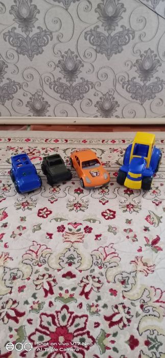 Продам машинки   трактор