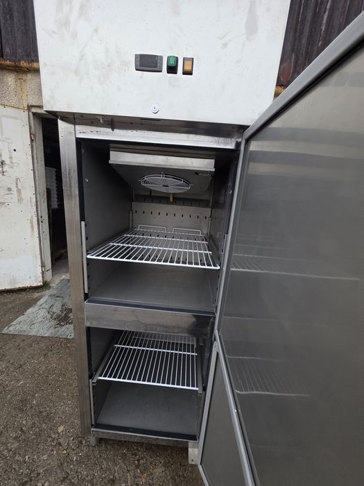 Нов двоен гастро немски хладилник с фризер