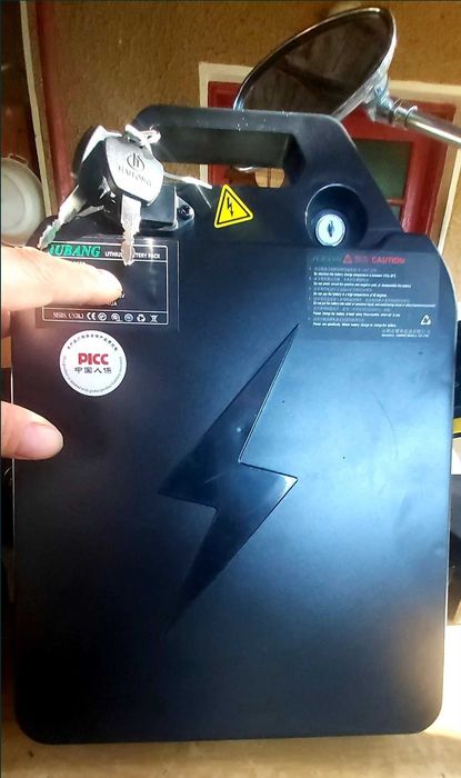 Baterie Scuter Acumulator 60v-20Ah+Încărcător