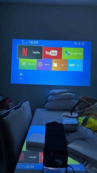 VideoProiector Full HD 1080P LED Android 11 4K Native 10000 Lumeni